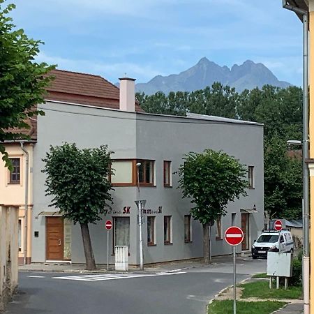 Apartman Emes S Terasou Kežmarok Extérieur photo